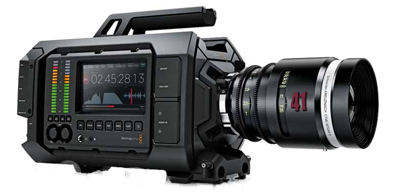 Caméra Black Magic utilisée lors de l'atelier Fiction cinéma  par Studio41