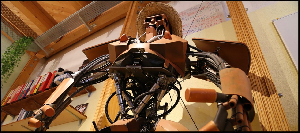 Robot reproduction de Judge Dredd